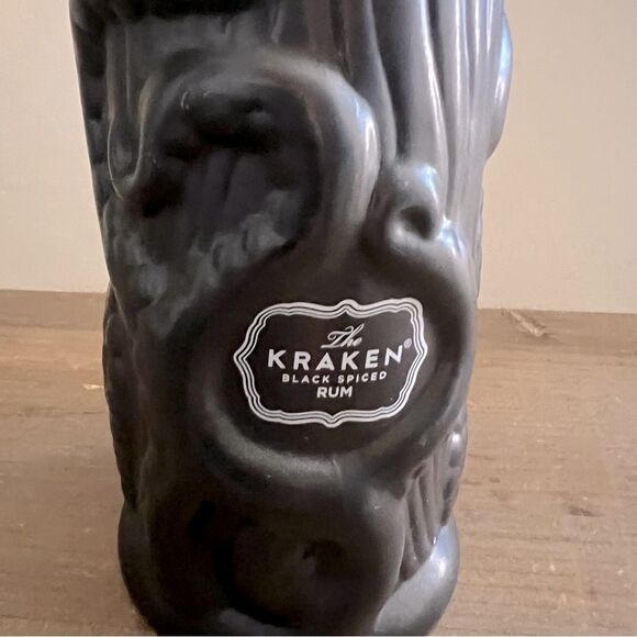 Release the Kraken Octopus Tiki Mug Limited Edition Spice Rum 3D - Picture 3 of 6